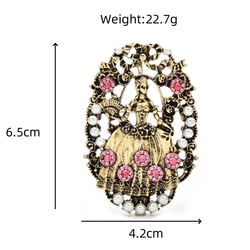 Floral Lady in Pearl-Look Frame Brooch dimensions and weight
