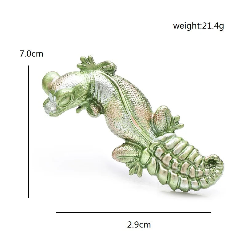 Textured Enamel Gecko Brooch dimensions and weight
