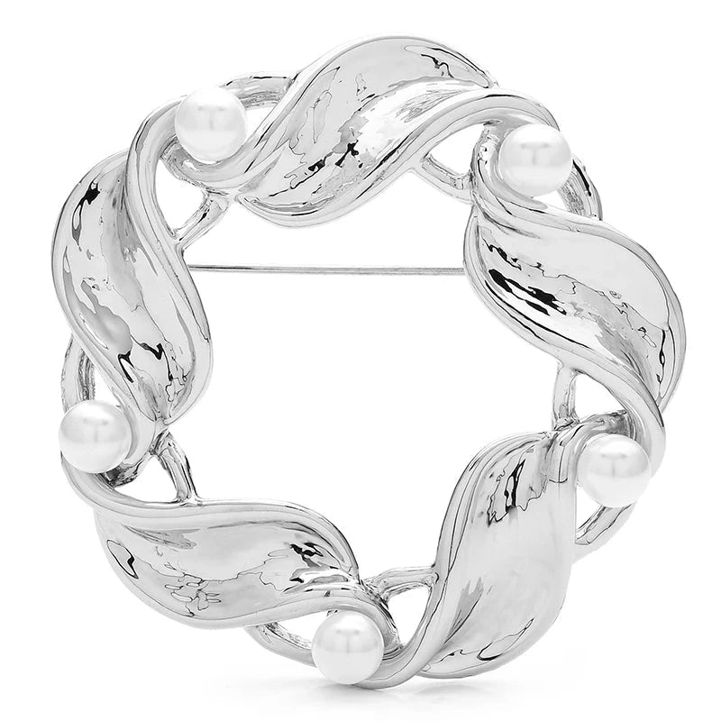 Circular Leaf Wreath with Pearl-Look Accents Brooch — Silver