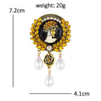 Vintage Lady Cameo with Pearl-Look Drops Brooch