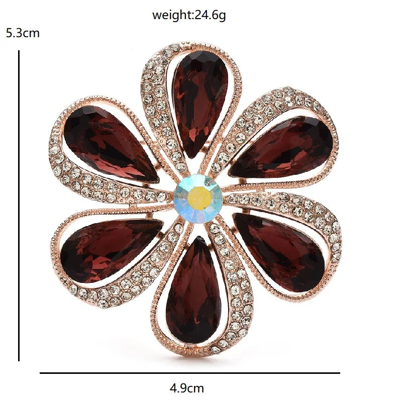 Six-Petal Faceted Daisy Flower Brooch dimensions and weight