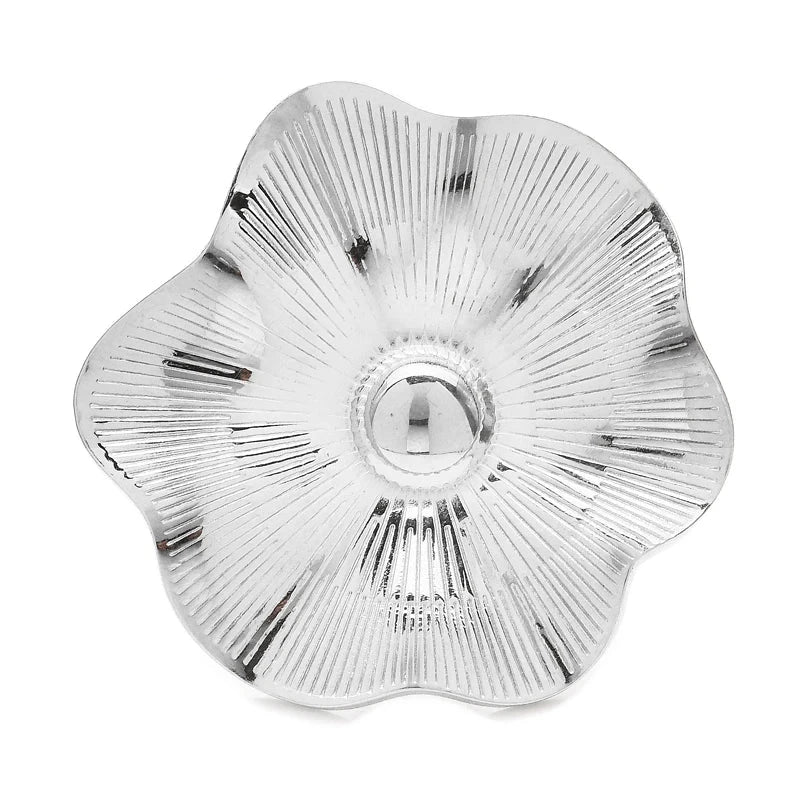 Ridged Five-Petal Flower Brooch