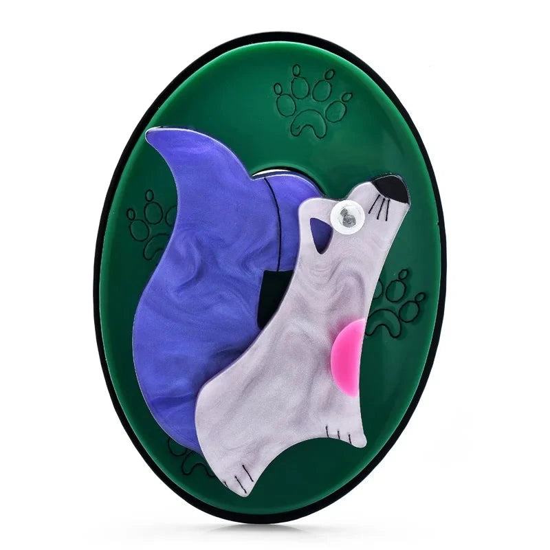 Acrylic Squirrel on Oval Brooch — Squirrel & Green Oval