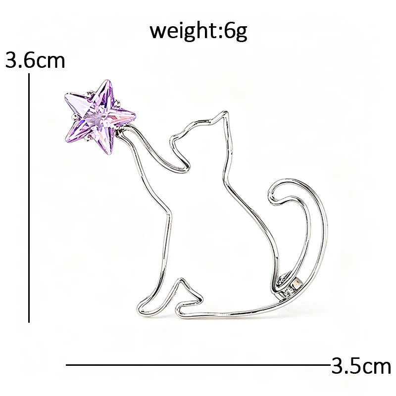 Reaching Cat with Star Accent Brooch