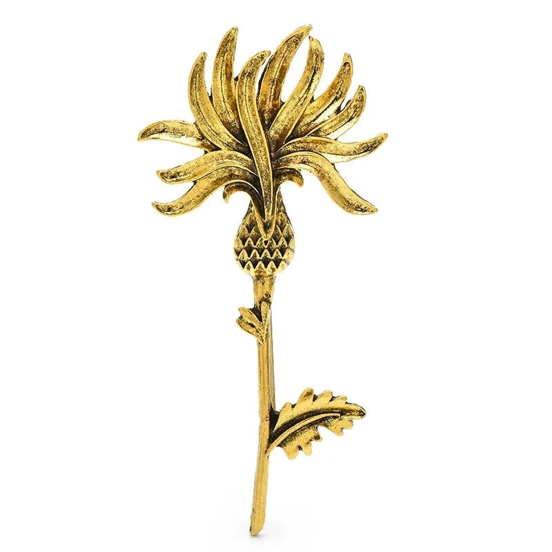 Vintage-Style Sculpted Thistle Flower Brooch — Gold